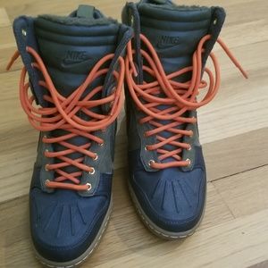 Nike Women's SkyHi Dunk Wedge Boot